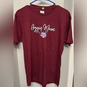 Aggie Mom Maroon T-Shirt brand new (2 available) size medium
